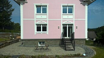 Villa Ruth