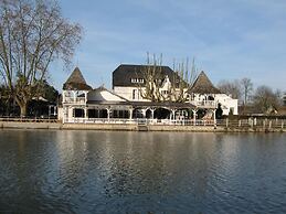 Pavillon Bleu