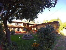 Villa Patzcuaro Garden Hotel & RV Park