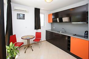 Sofia Apartments in Sunny Residence