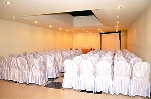 Hotel Eden Resort By Bluebay