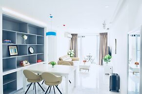 La Rose Great view 14th 2 Br. Apartment