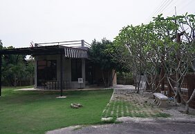 Chiang Kham Tilue Resort