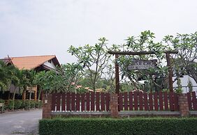 Chiang Kham Tilue Resort