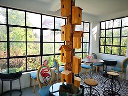 Baisha Flamingo Hotel