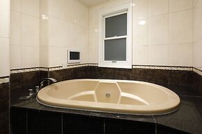 Hotel Valentine Togo - Adults Only