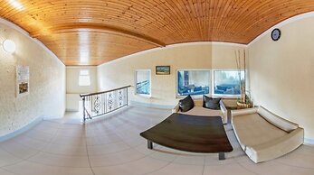 Hotel Oazis