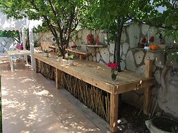 Sarı Köşk Butik Hotel