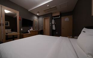 Central Tourist Hotel