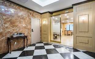 Central Tourist Hotel