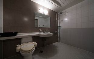 Central Tourist Hotel