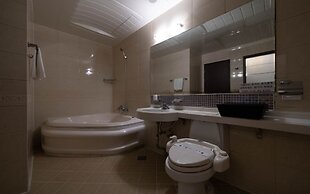 Central Tourist Hotel