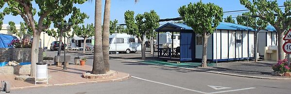 Camping y Bungalows Monmar