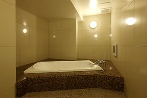 Hotel Waltz Chiryu - Adults Only