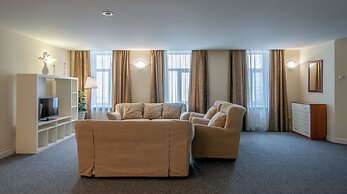 PiterStay Aparthotel