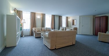 PiterStay Aparthotel