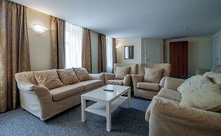 PiterStay Aparthotel