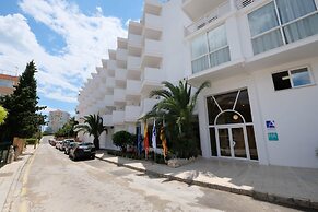 Azuline Hotel Palmanova Garden