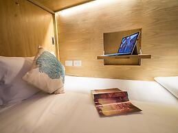 Thalay Cha-am by THA - Hostel