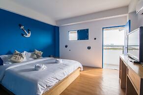 Thalay Cha-am by THA - Hostel