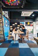 Thalay Cha-am by THA - Hostel