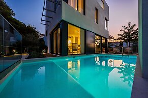 Omega Villas Complex