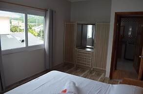 Shanaz Beachside Retreat