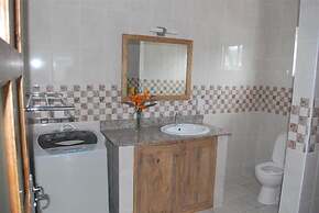 Shanaz Beachside Retreat