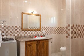 Shanaz Beachside Retreat