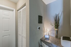 BC-522: Channelside Luxury Apartment