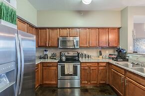 BC-522: Channelside Luxury Apartment