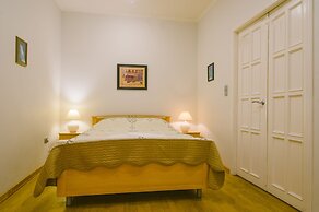 Piterstay on Mayakovskaya