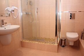 Hotel Ukraine