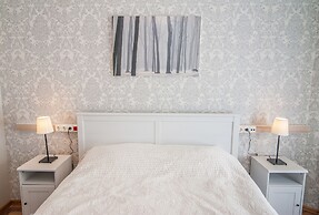 PiterStay Nevskiy 170