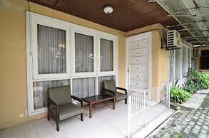 RedDoorz Plus @ Laweyan