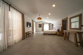 Zumrut Cirali Butik Otel