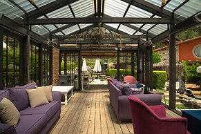 Zumrut Cirali Butik Otel