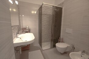 Hypogeum Suites & Apartments