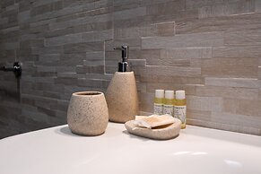 Hypogeum Suites & Apartments