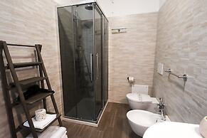 Hypogeum Suites & Apartments