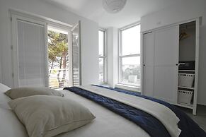 Hypogeum Suites & Apartments