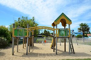 Camping Les Places Dorees