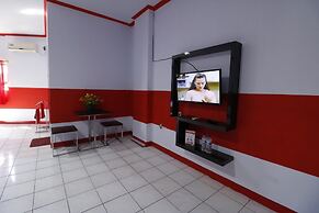 RedDoorz Plus @ Samratulangi Manado