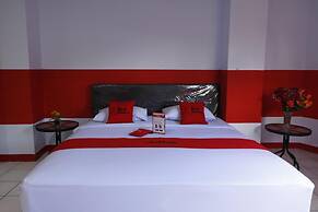 RedDoorz Plus @ Samratulangi Manado