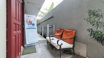 RedDoorz Plus @ Ruby Las Pinas Weekly Stay