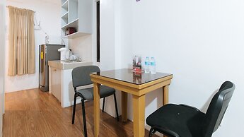 RedDoorz Plus @ Ruby Las Pinas Weekly Stay