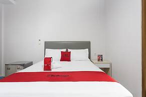 RedDoorz Plus near Cilandak Town Square 2