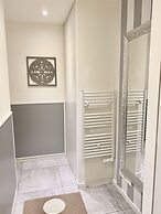 Fashion Elvira House 2