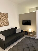 Fashion Elvira House 2