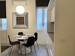 Fashion Elvira House 2